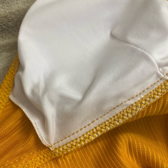 Selfiego Orange Ruffle Bikini Swim Top size medium - Picture 5 of 5